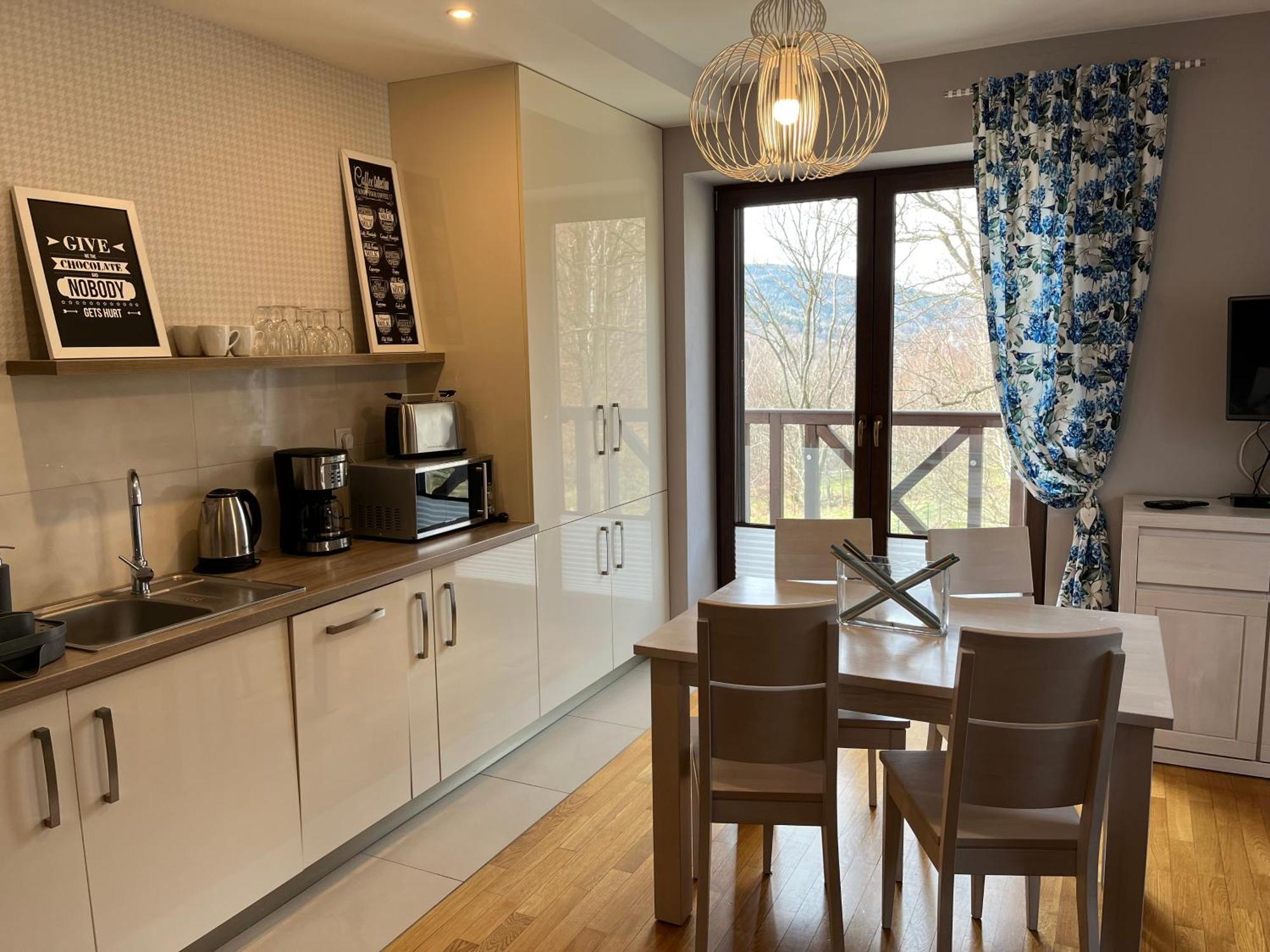 Apartamety I Pokoje Goscinne Na Jaskolczej Świeradów-Zdrój Extérieur photo
